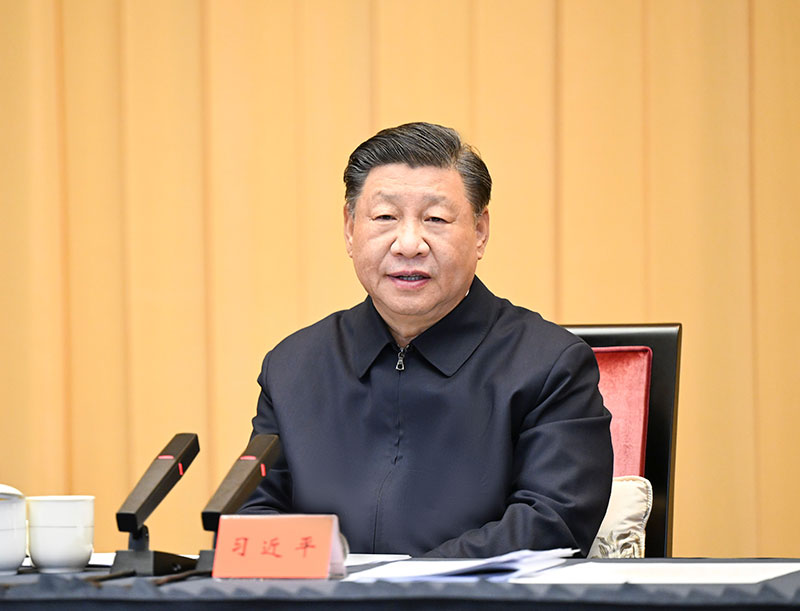 11月30日上午，中共中央总书记、国家主席、中央军委主席习近平在上海主持召开深入推进长三角一体化发展座谈会并发表重要讲话。
